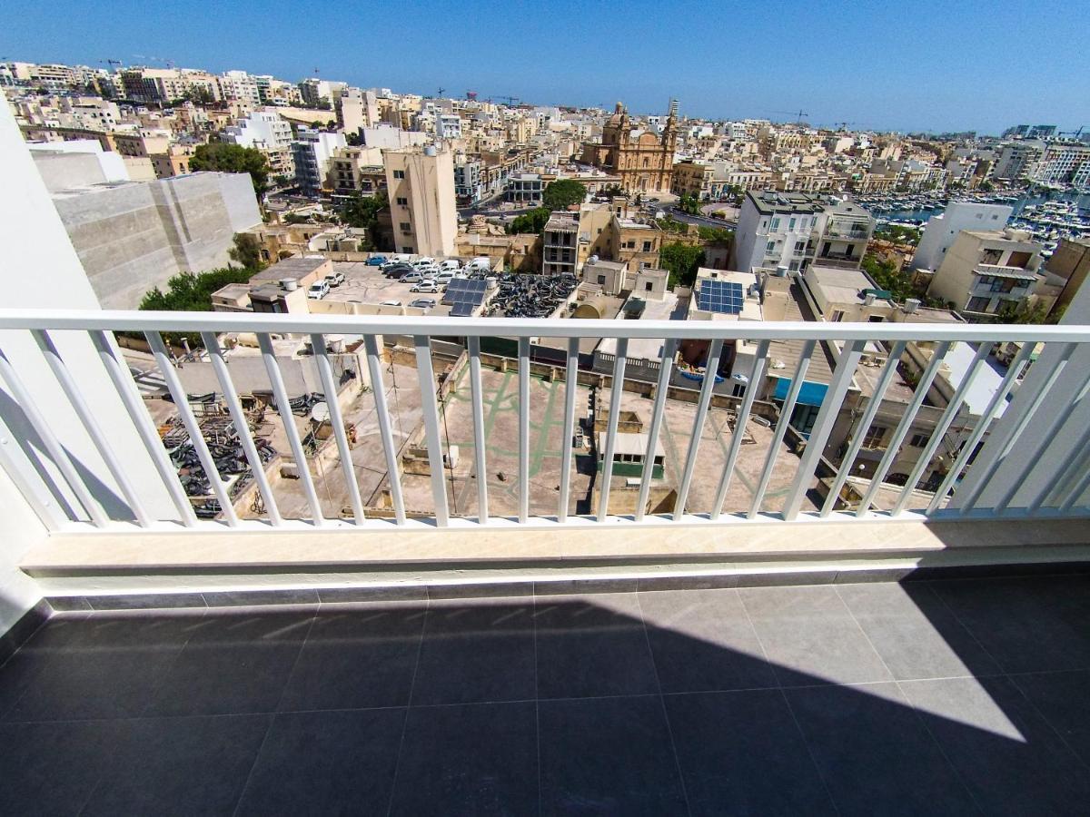 מסידה F12 Room 1, Private Room Two Single Beds Shared Bathroom In Shared Flat מראה חיצוני תמונה